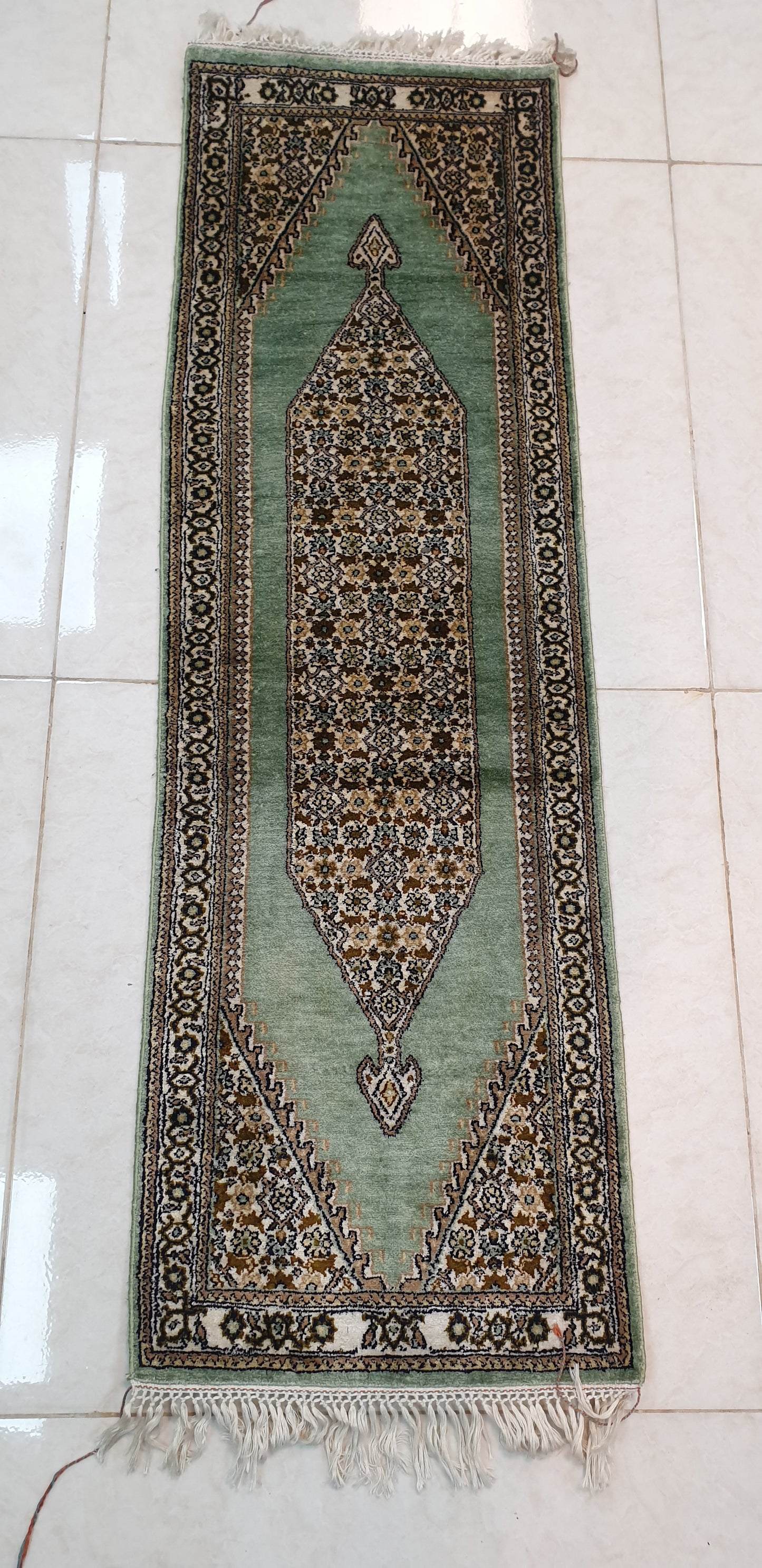 exquisite Hand-Knotted All Silk Kashmir Carpet - 129 x 40 cm (Approx. 4.2 x 1.3 Ft)