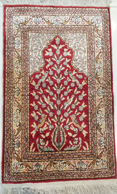 Exquisite Small Hand-Knotted Persian Design Silk Carpet - 1.5 x 2.8 Feet