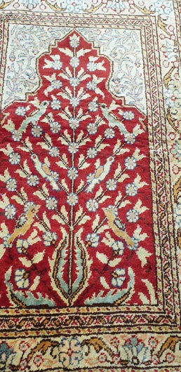 Exquisite Small Hand-Knotted Persian Design Silk Carpet - 1.5 x 2.8 Feet