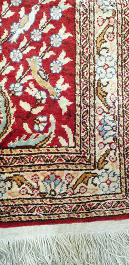 Exquisite Small Hand-Knotted Persian Design Silk Carpet - 1.5 x 2.8 Feet