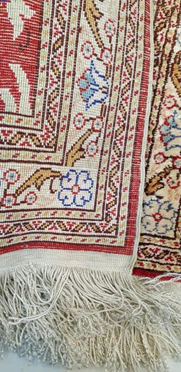 Exquisite Small Hand-Knotted Persian Design Silk Carpet - 1.5 x 2.8 Feet