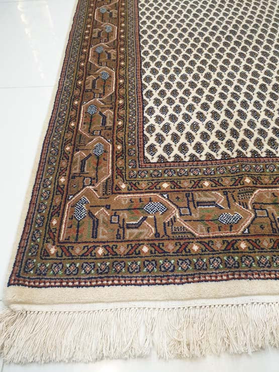 Exquisite Hand-Knotted Indo-Persian Mir Design Area Carpet - 6 x 4 Feet