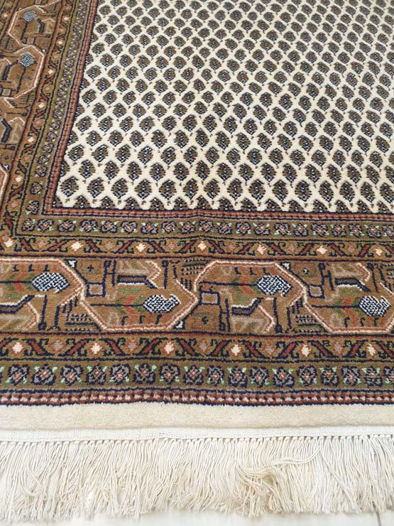 Exquisite Hand-Knotted Indo-Persian Mir Design Area Carpet - 6 x 4 Feet