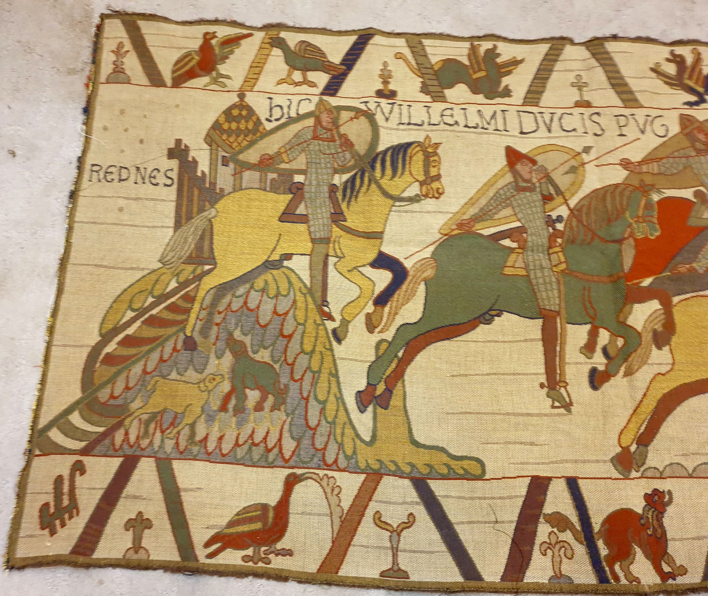 Historic Bayeux Tapestry Style French Wall Hanging - 3.5 x 2.5 ft