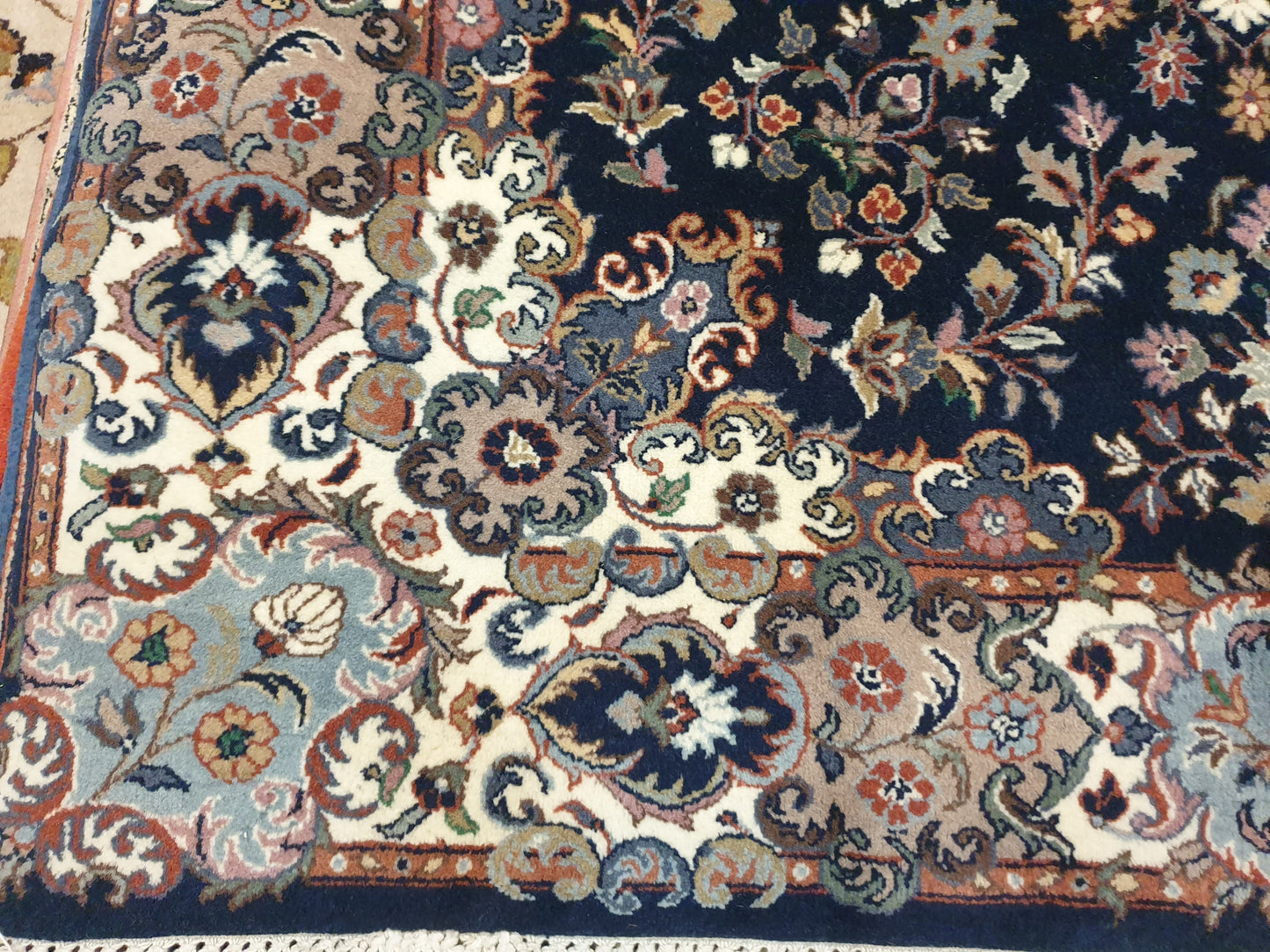 Exquisite Handmade Double Knotted Pakistani Carpet - 4 x 4 Feet Square (Navy Blue Medallion)
