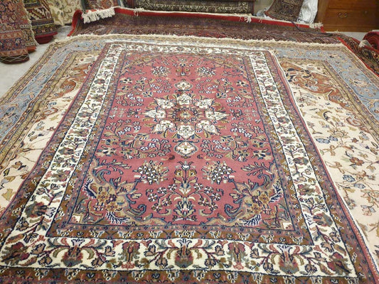 Elegant Hand-Knotted Indo-Persian Area Carpet - 6 x 4 Feet