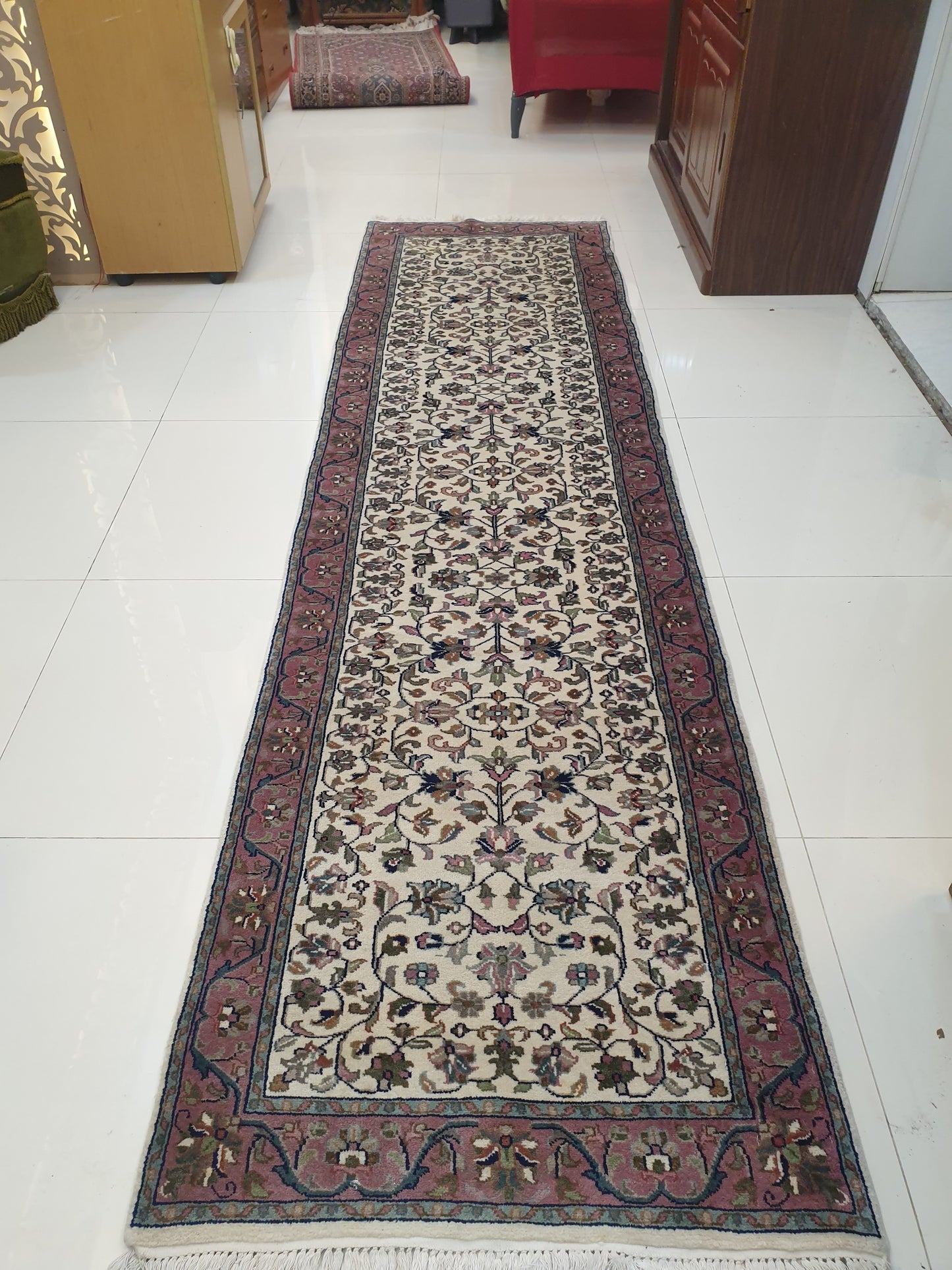 Exquisite 10' x 2.6' Hand-Knotted Indo-Persian Fine Quality Runner - Luminous Cream Field with Delicate Floral Sprays