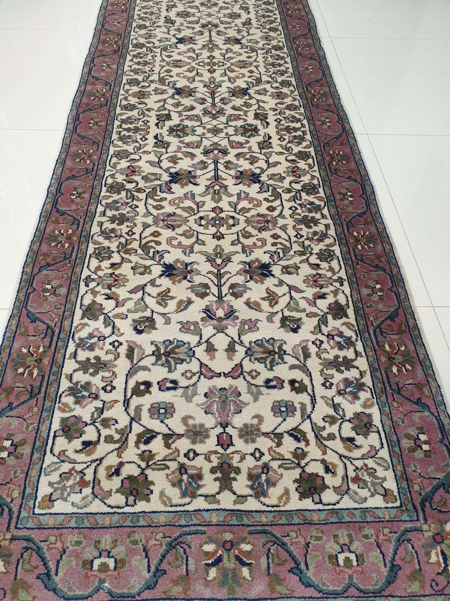 Exquisite 10' x 2.6' Hand-Knotted Indo-Persian Fine Quality Runner - Luminous Cream Field with Delicate Floral Sprays