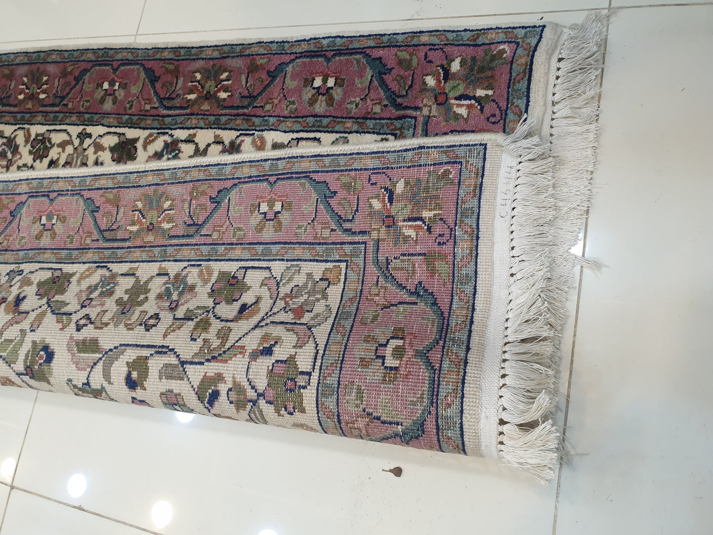 Exquisite 10' x 2.6' Hand-Knotted Indo-Persian Fine Quality Runner - Luminous Cream Field with Delicate Floral Sprays