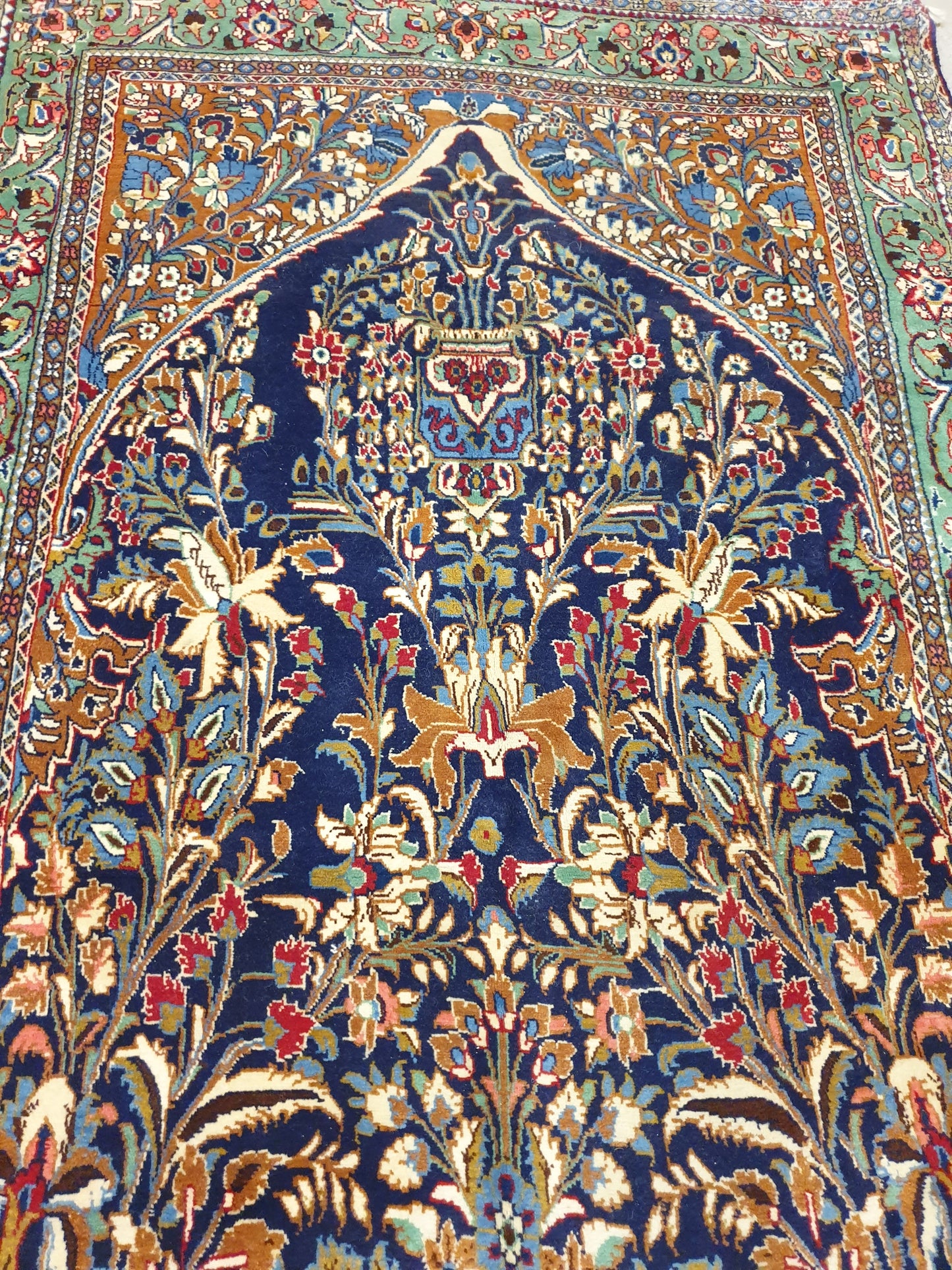 Oriental Handmade Authentic Carpet: Ghoum Tree of Life (5.5 x 3.3 ft)