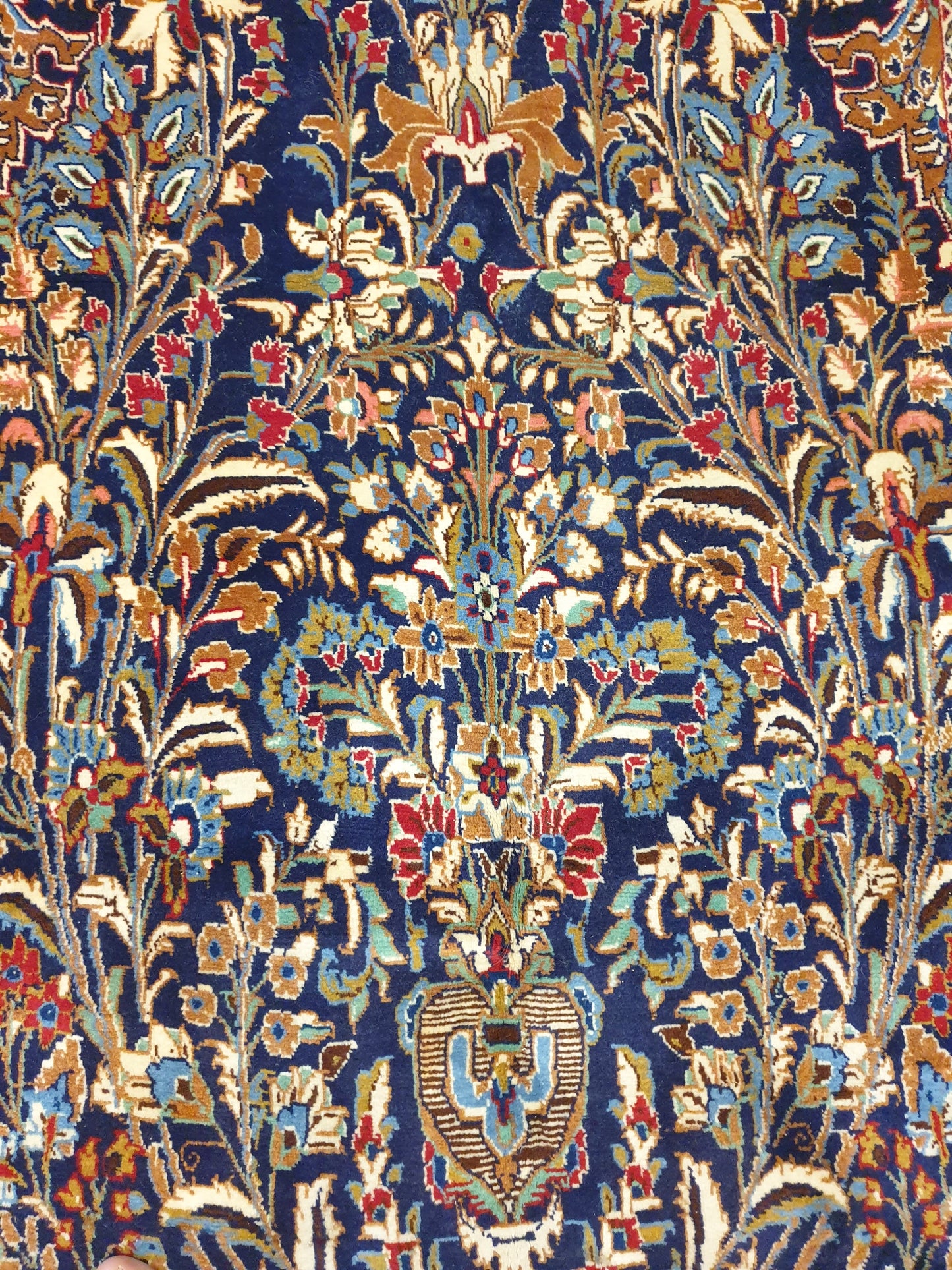 Oriental Handmade Authentic Carpet: Ghoum Tree of Life (5.5 x 3.3 ft)