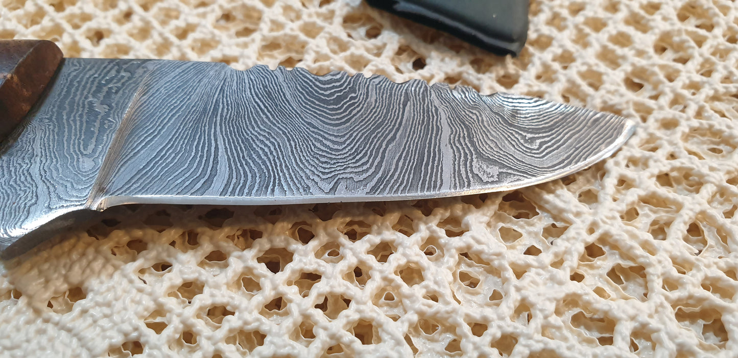Handcrafted Damascus Drop Point Hunter Knife with Exotic Wood Handle