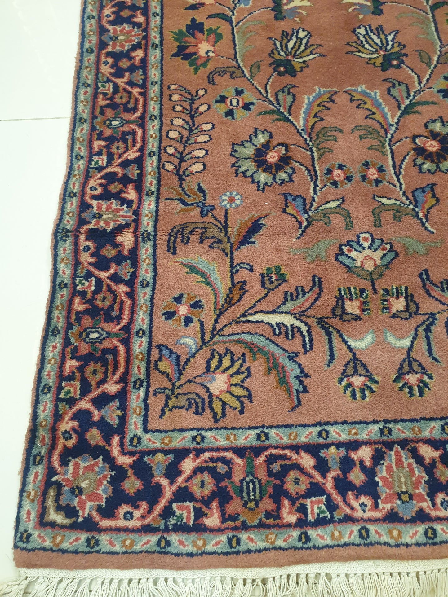 Graceful Grandeur: Exquisite Handmade Persian Runner Carpet - 13.1 x 2.8 Feet