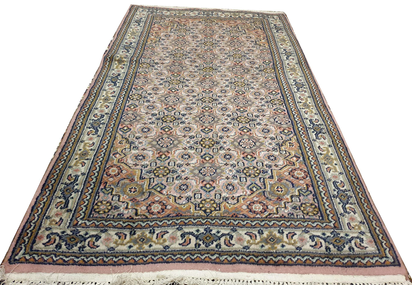 Elegant 5' x 3.4' Hand-Knotted Indo-Persian Carpet.