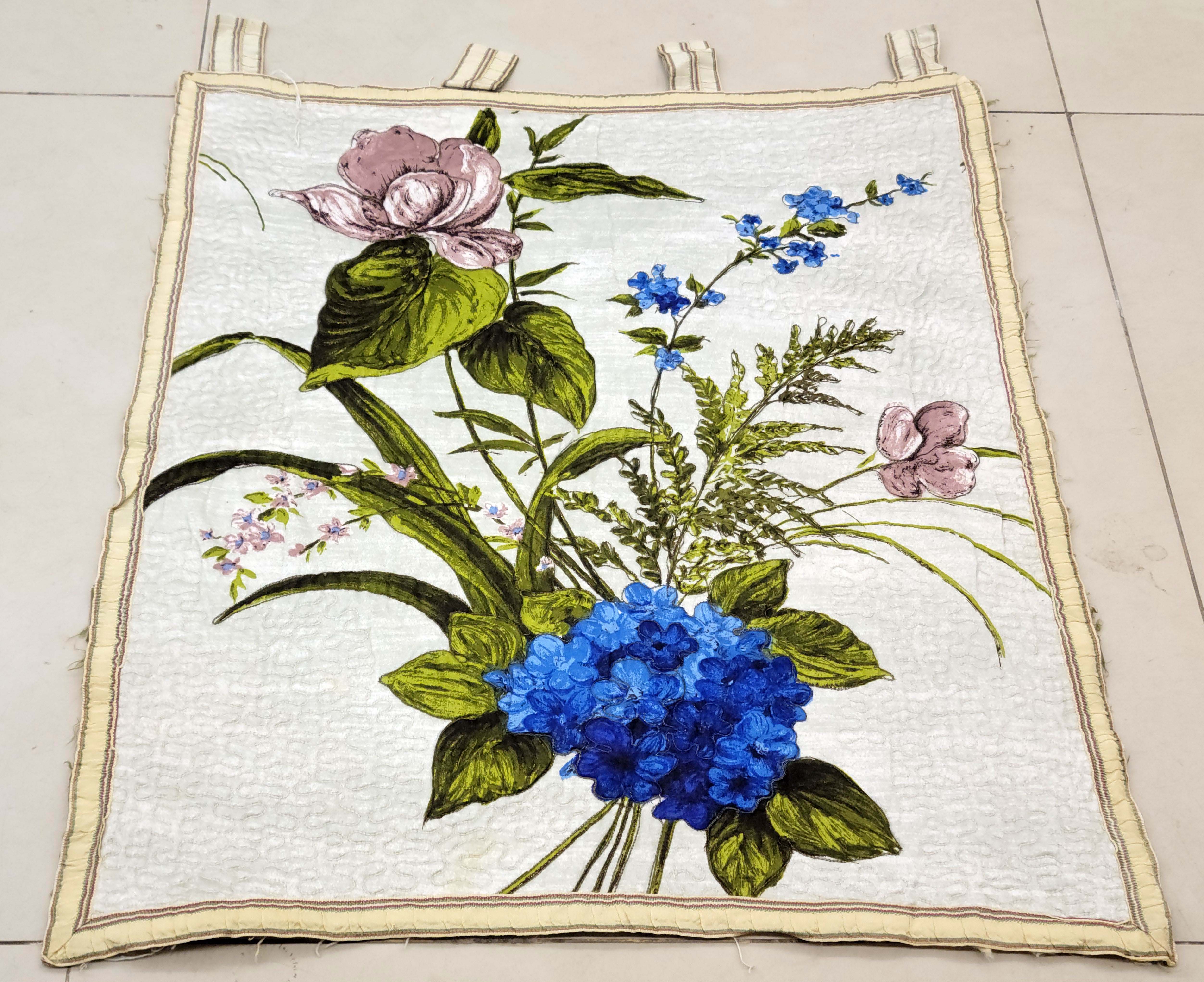 Vintage French Style Botanical Floral Quilted Wall Hanging Tapestry - 62 x 54 cm